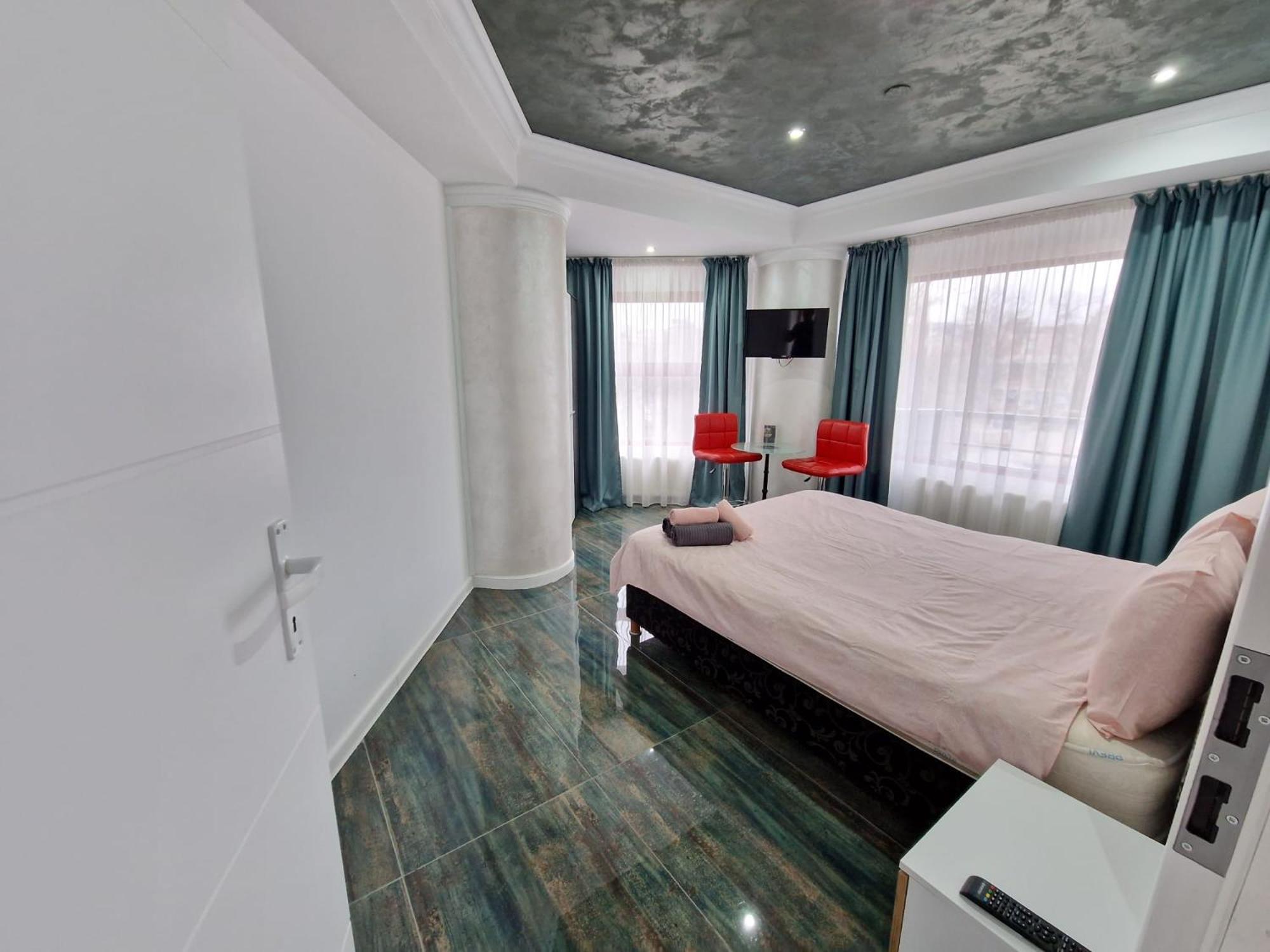 Kpm Downtown Apartments Бухарест Экстерьер фото